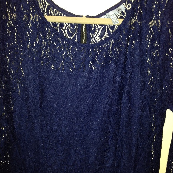 🌺Lace navy dress knee length🌺 - Picture 2 of 2